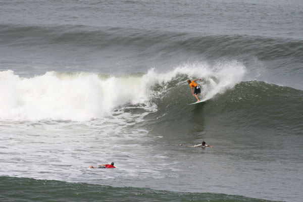 �����𑜓x�̃t���[�ʐ^�f�ނ��J��