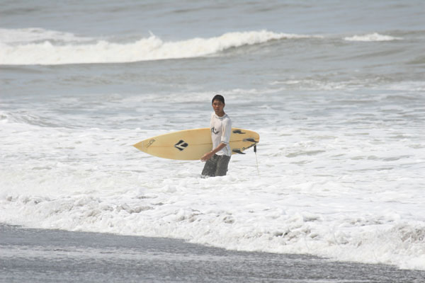 �����𑜓x�̃t���[�ʐ^�f�ނ��J��