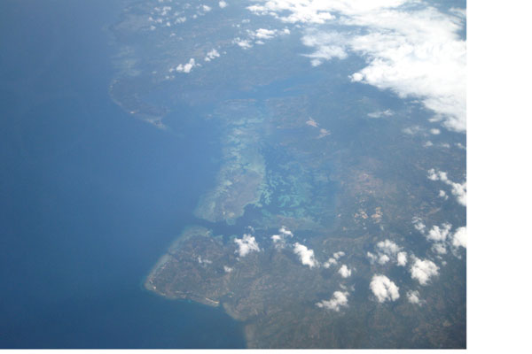 �����𑜓x�̃t���[�ʐ^�f�ނ��J��