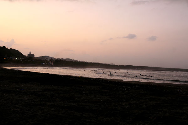 �����𑜓x�̃t���[�ʐ^�f�ނ��J��