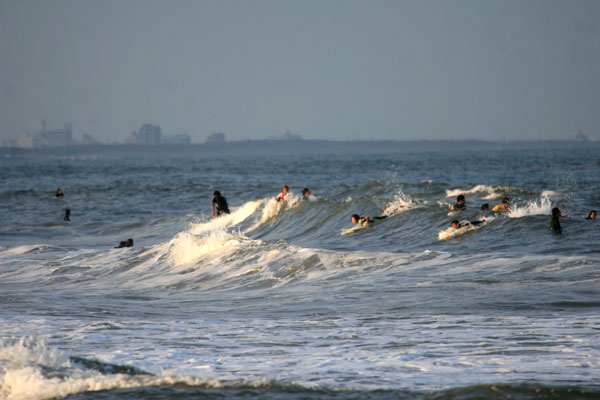 �����𑜓x�̃t���[�ʐ^�f�ނ��J��